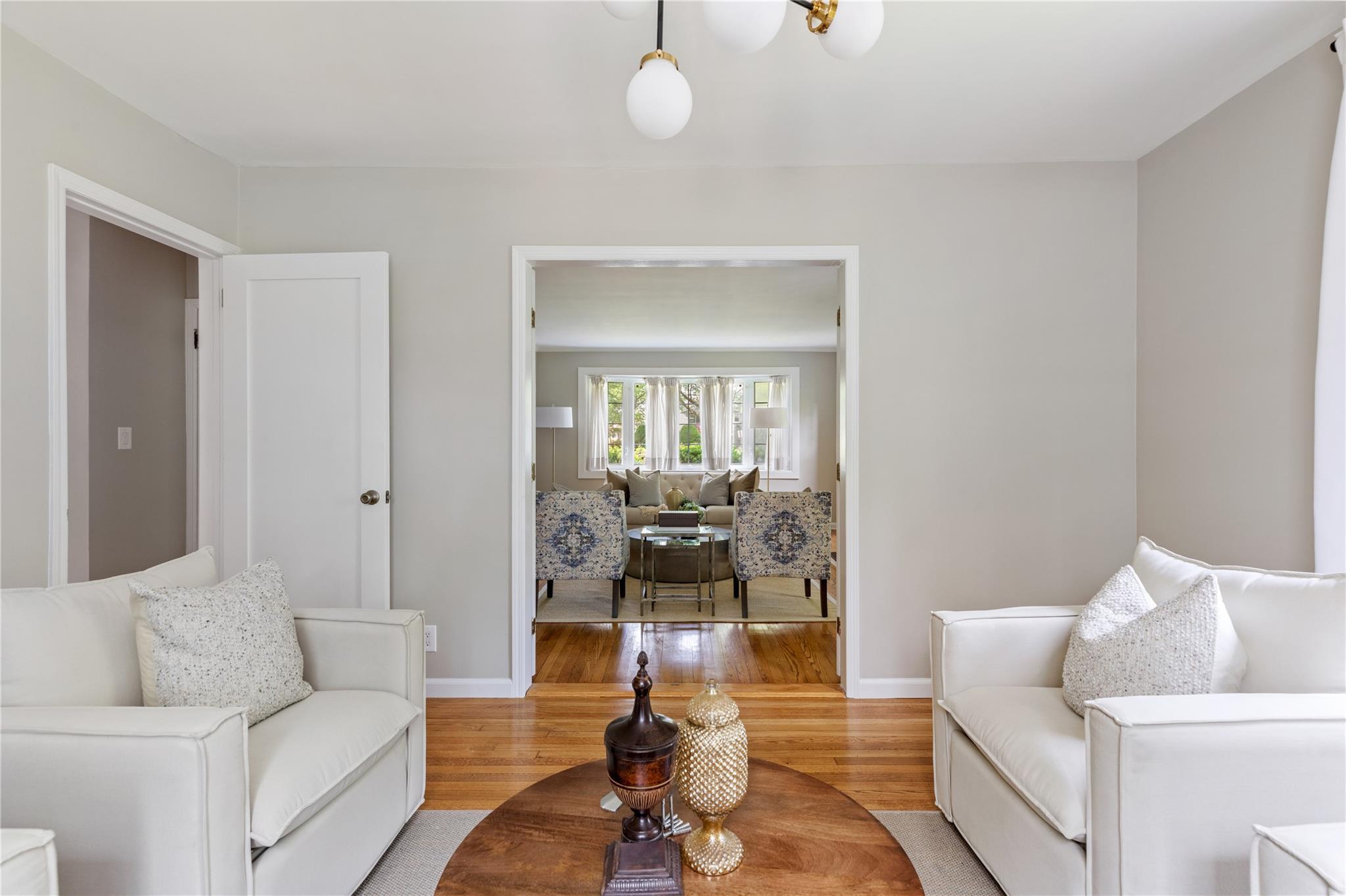 Single Family Clinch  Nassau County, NY 11530, MLS-875889-9