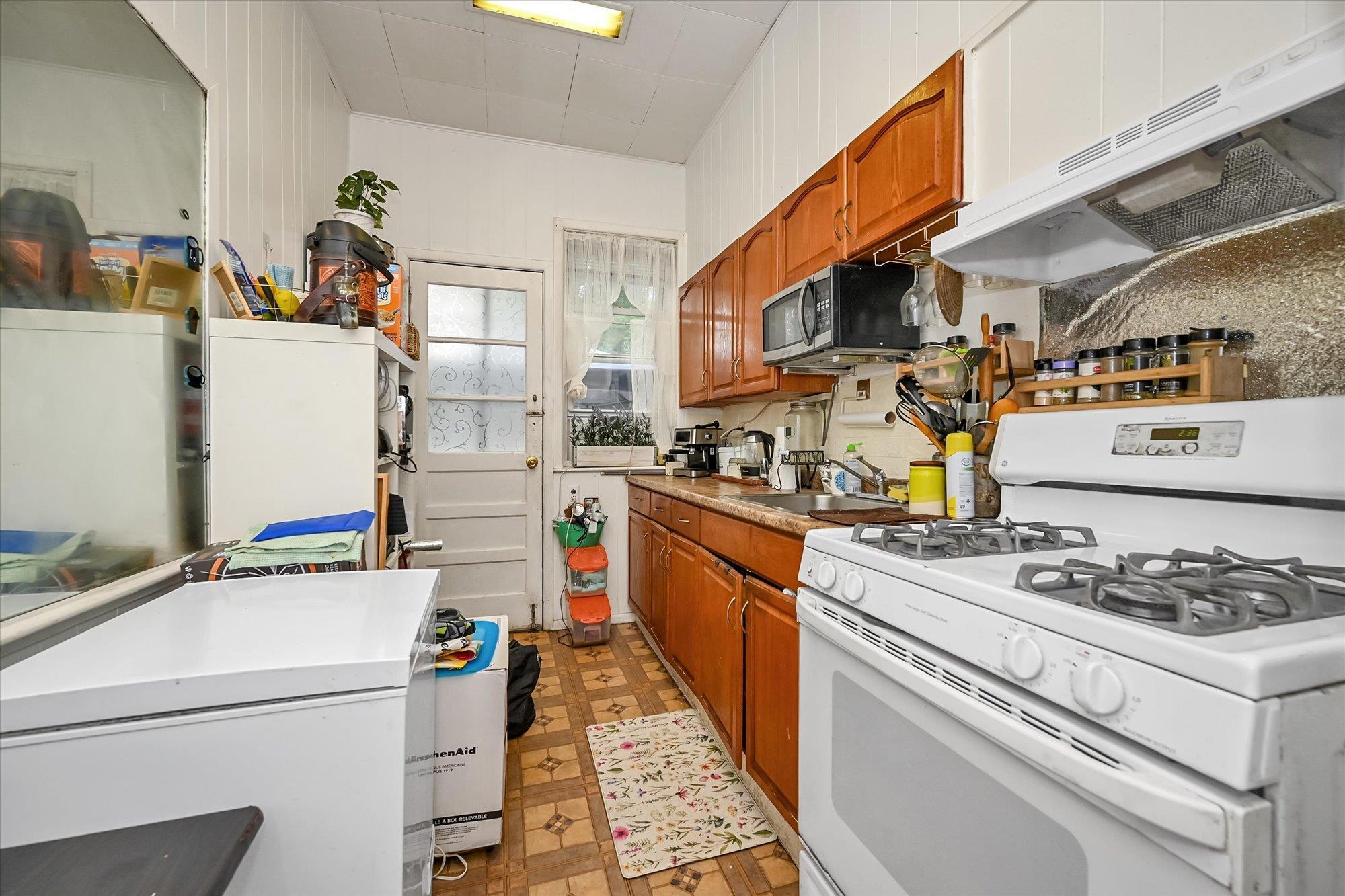 Single Family 86th  Queens, NY 11421, MLS-875890-12