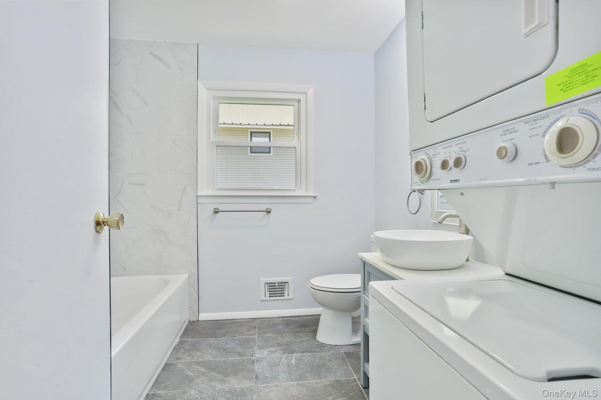 Single Family Warwick Westchester County, NY 10598, MLS-875893-6