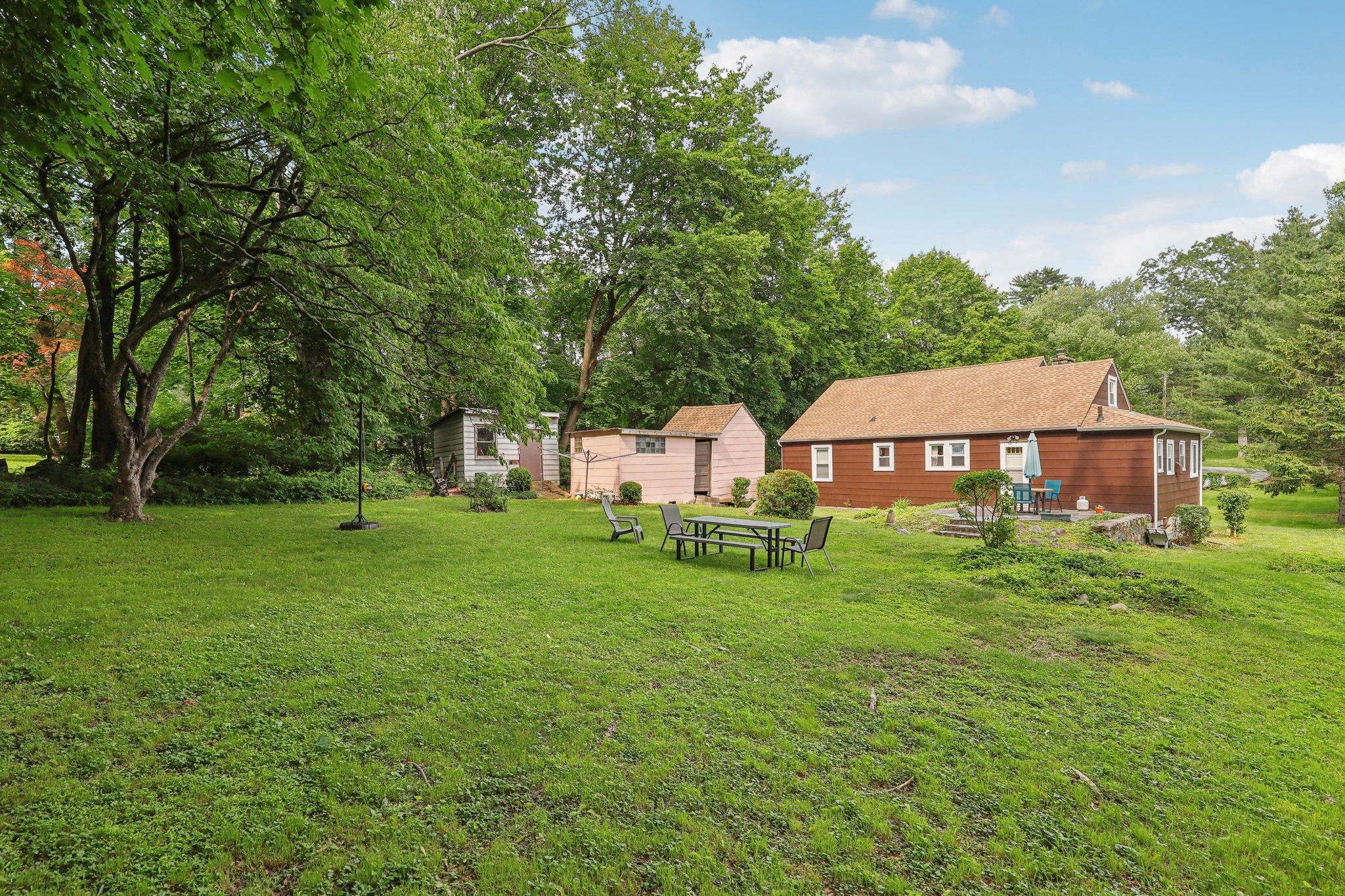 Single Family Baron De Hirsch  Westchester County, NY 10517, MLS-875902-11