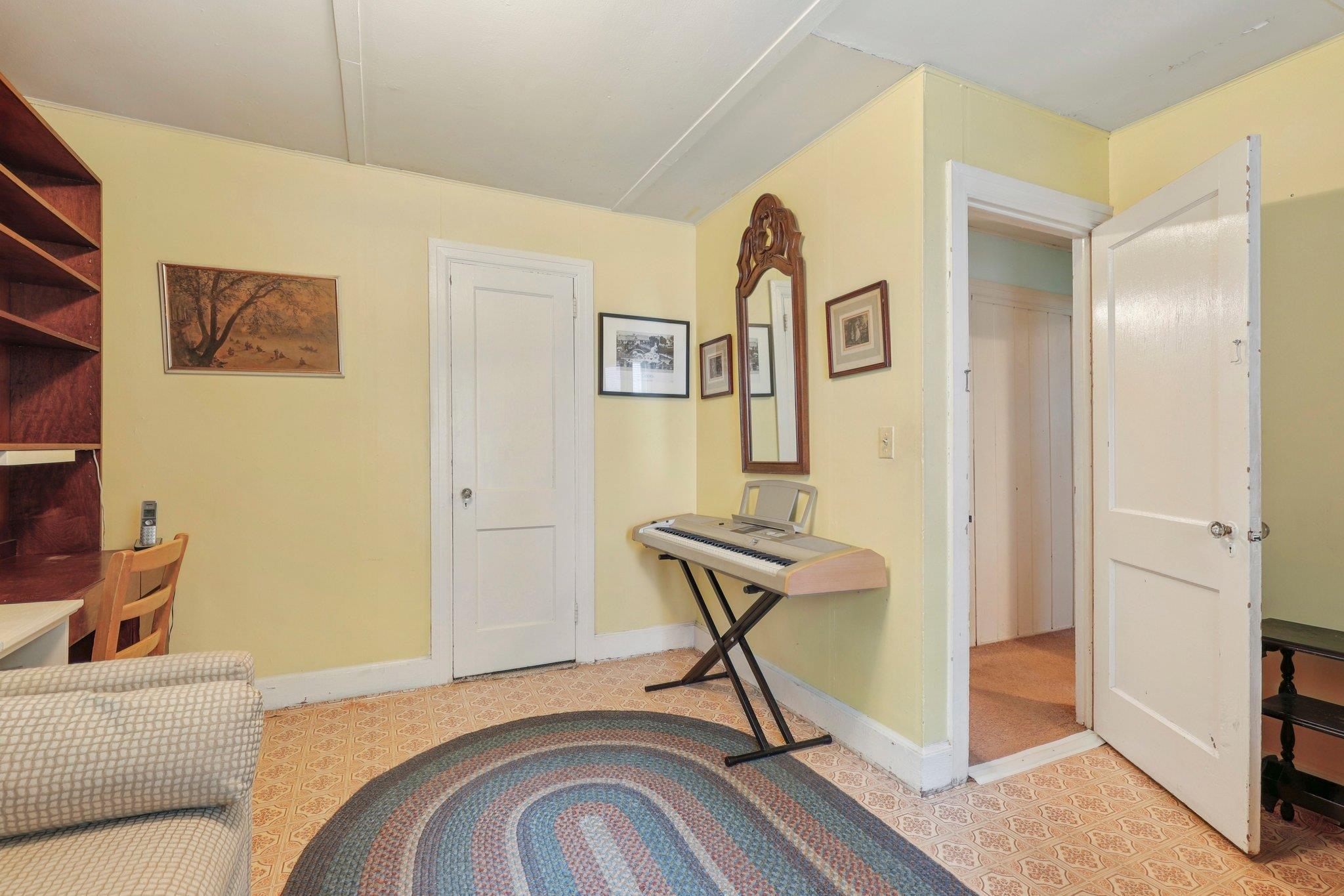 Single Family Baron De Hirsch  Westchester County, NY 10517, MLS-875902-15