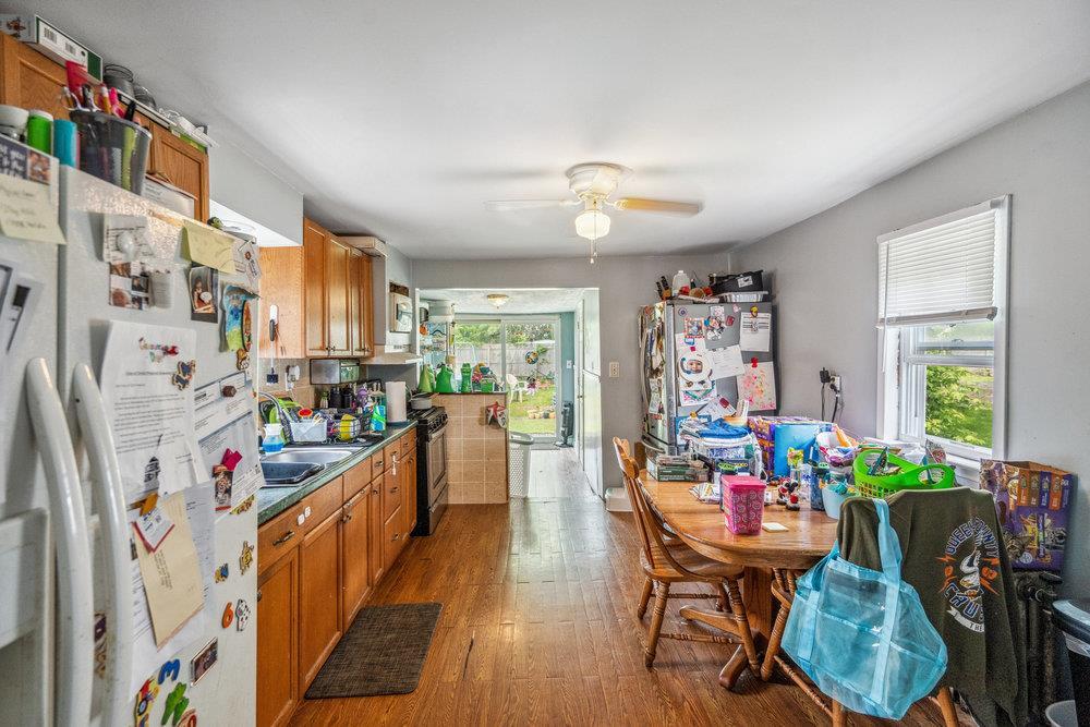 Single Family Railroad  Suffolk County, NY 11702, MLS-875907-5