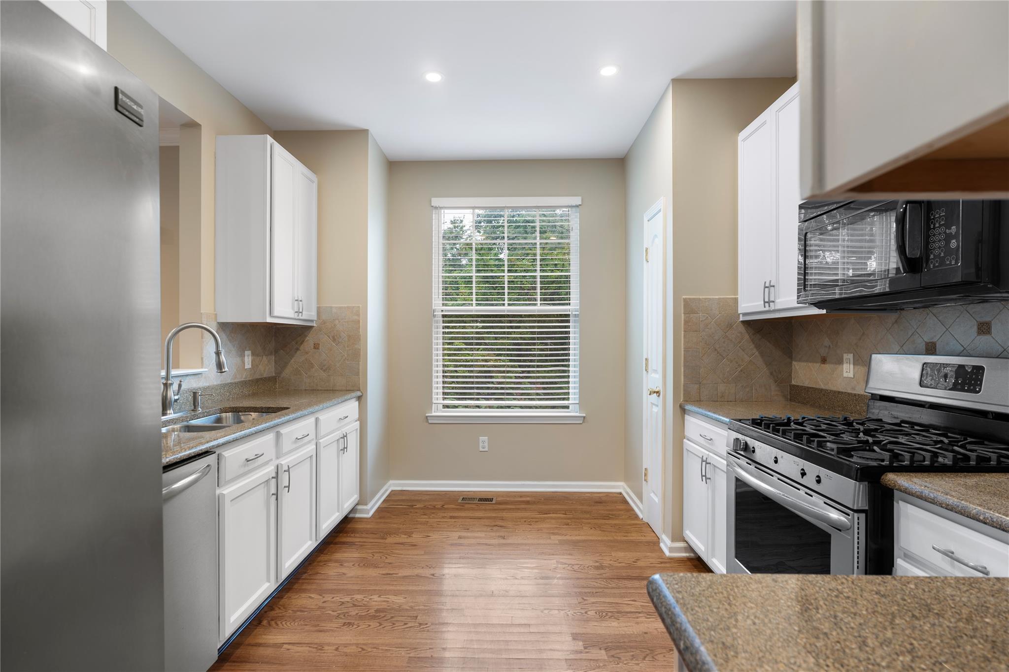 Single Family Woodside Knolls  Orange County, NY 10940, MLS-875912-9