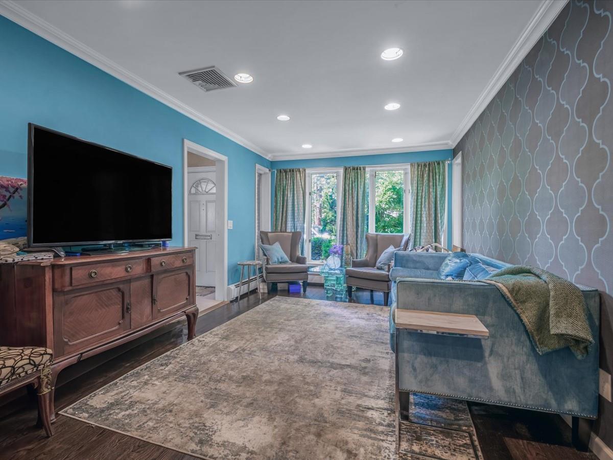 Single Family Margaret  Nassau County, NY 11559, MLS-875917-6