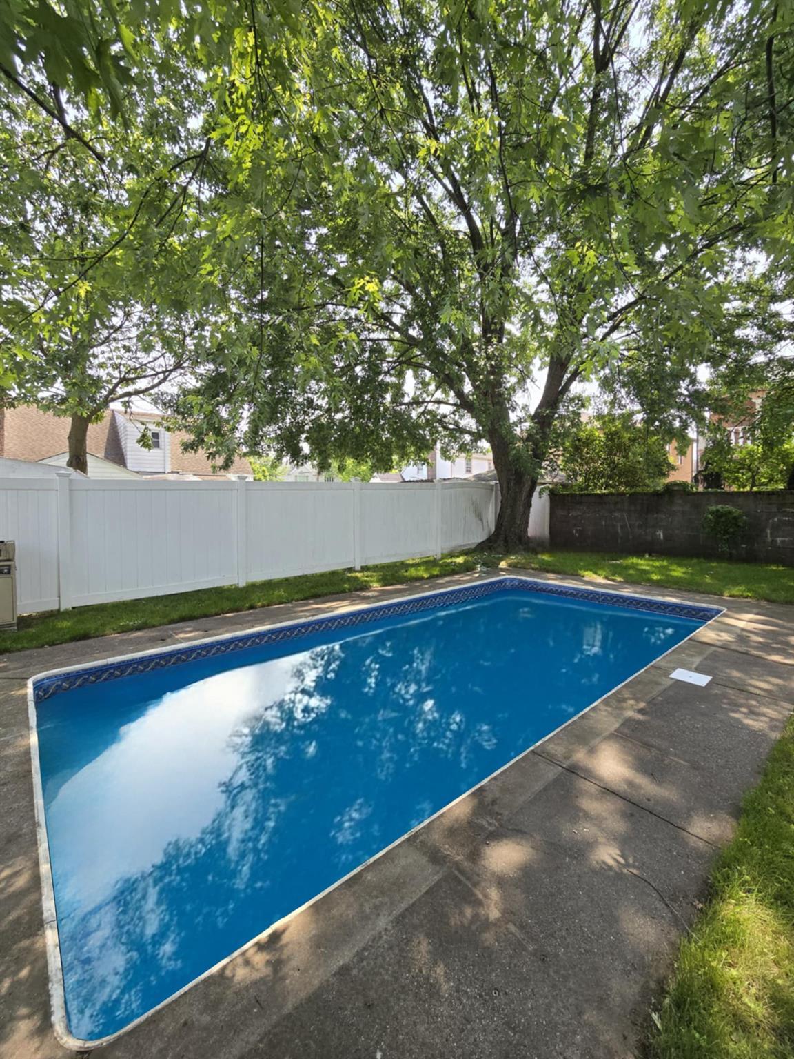 Single Family 87th  Queens, NY 11414, MLS-875918-17
