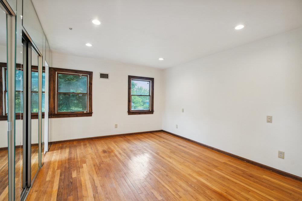Single Family Erie  Nassau County, NY 11753, MLS-875928-27