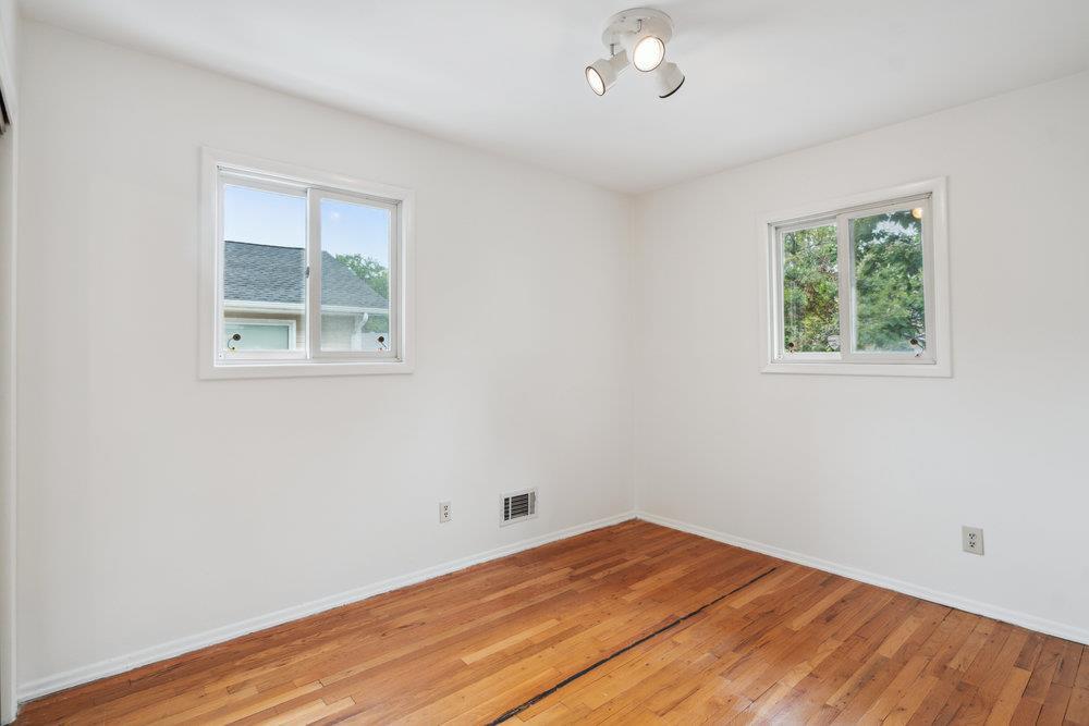 Single Family Erie  Nassau County, NY 11753, MLS-875928-30