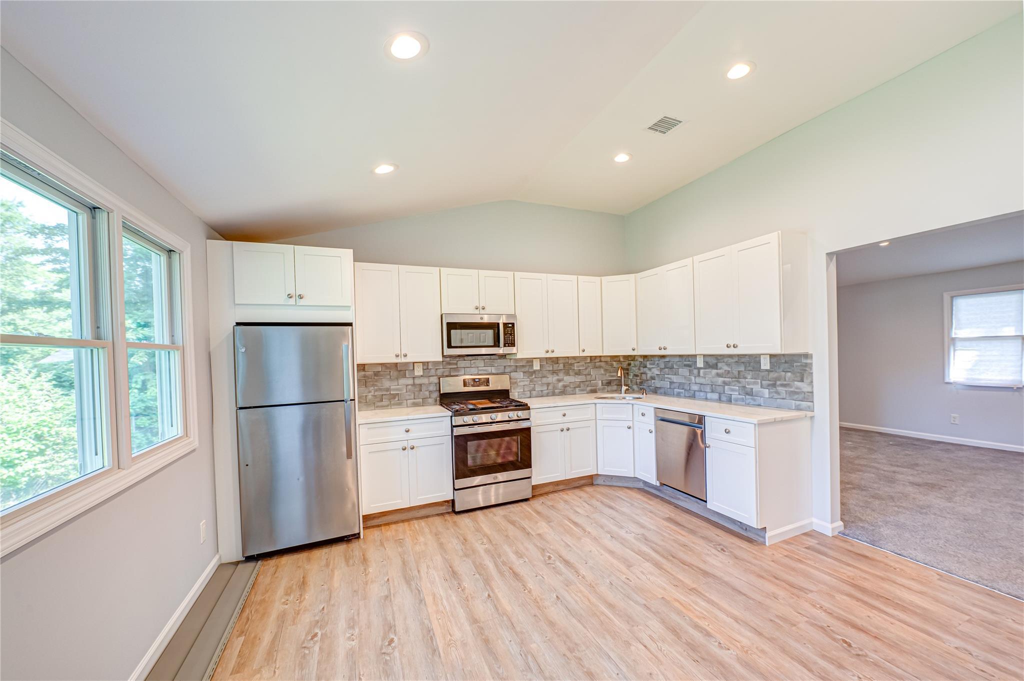Single Family Islip  Suffolk County, NY 11717, MLS-875941-6