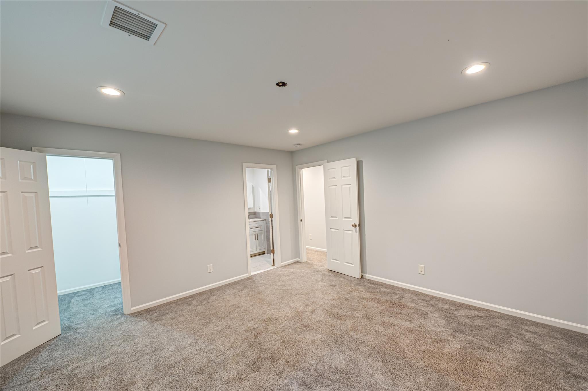 Single Family Islip  Suffolk County, NY 11717, MLS-875941-9