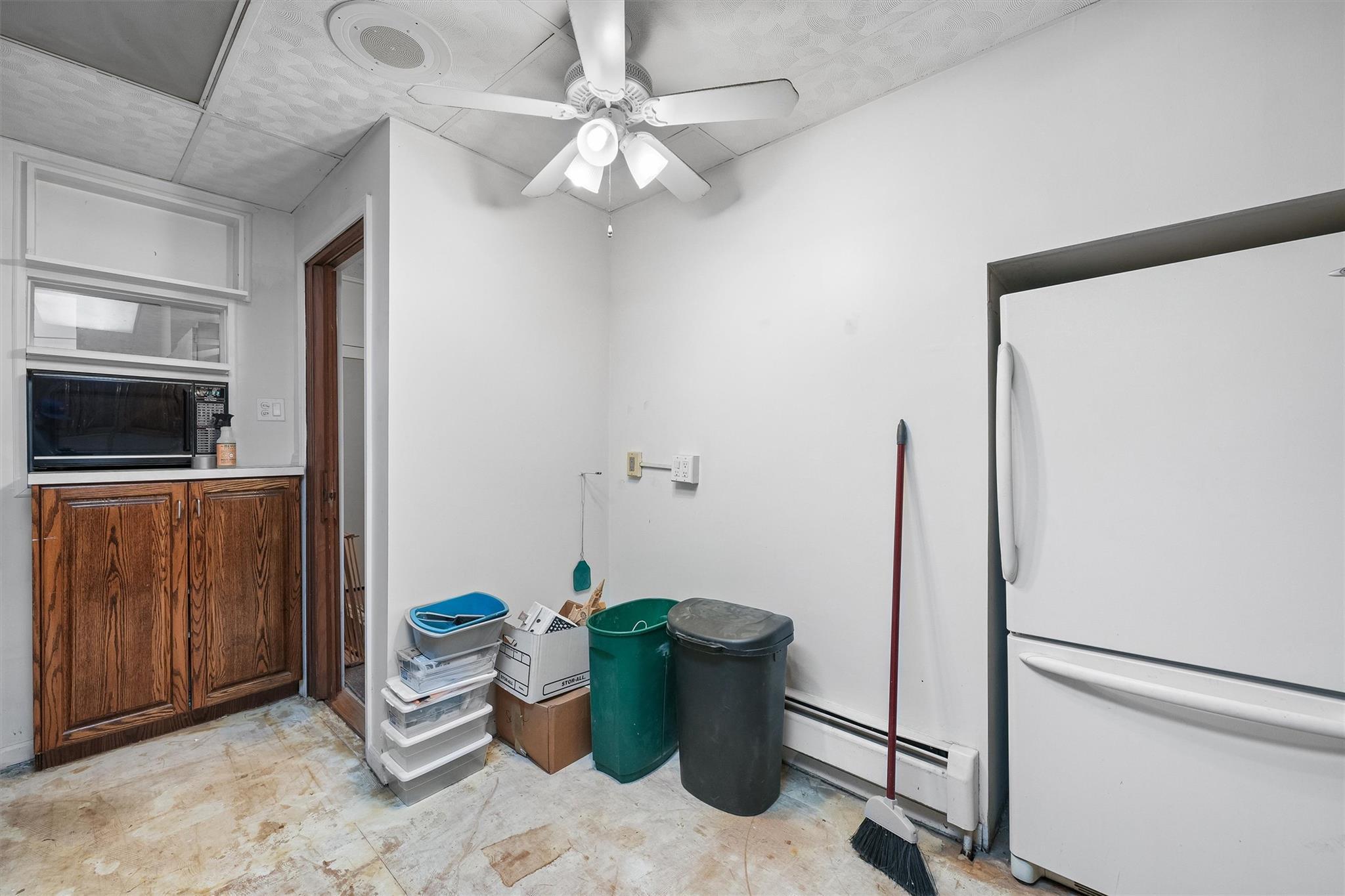 Single Family Colonial  Bronx, NY 10461, MLS-875942-10