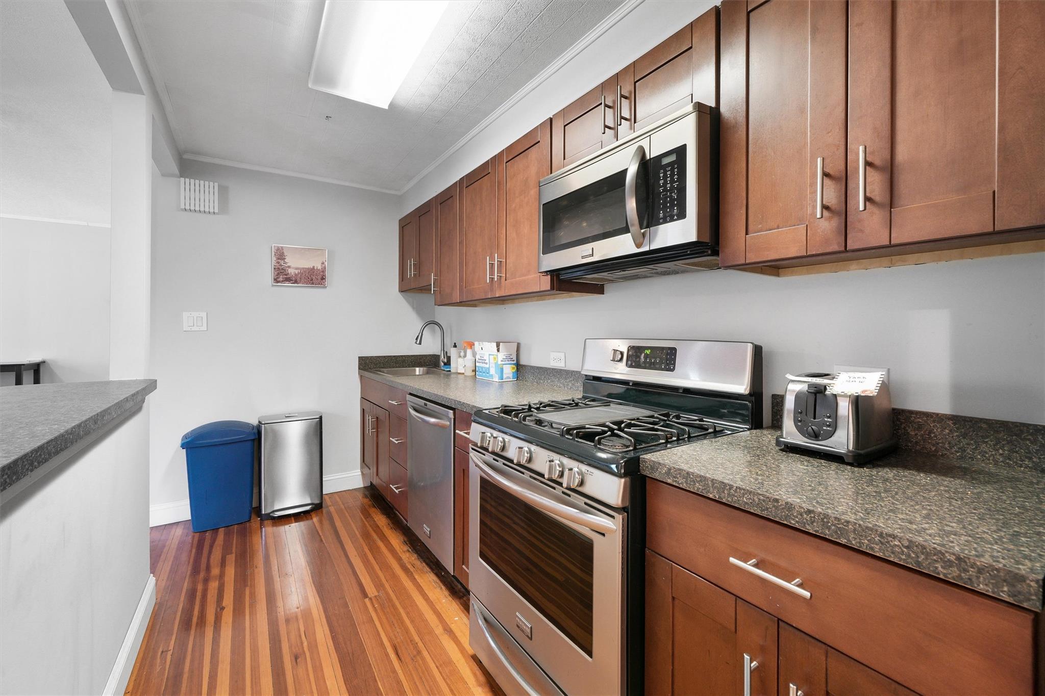 Single Family Colonial  Bronx, NY 10461, MLS-875942-29