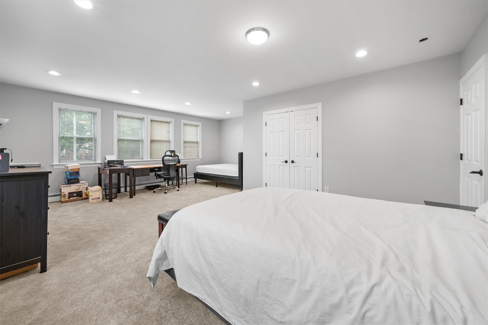 Single Family Colonial  Bronx, NY 10461, MLS-875942-32