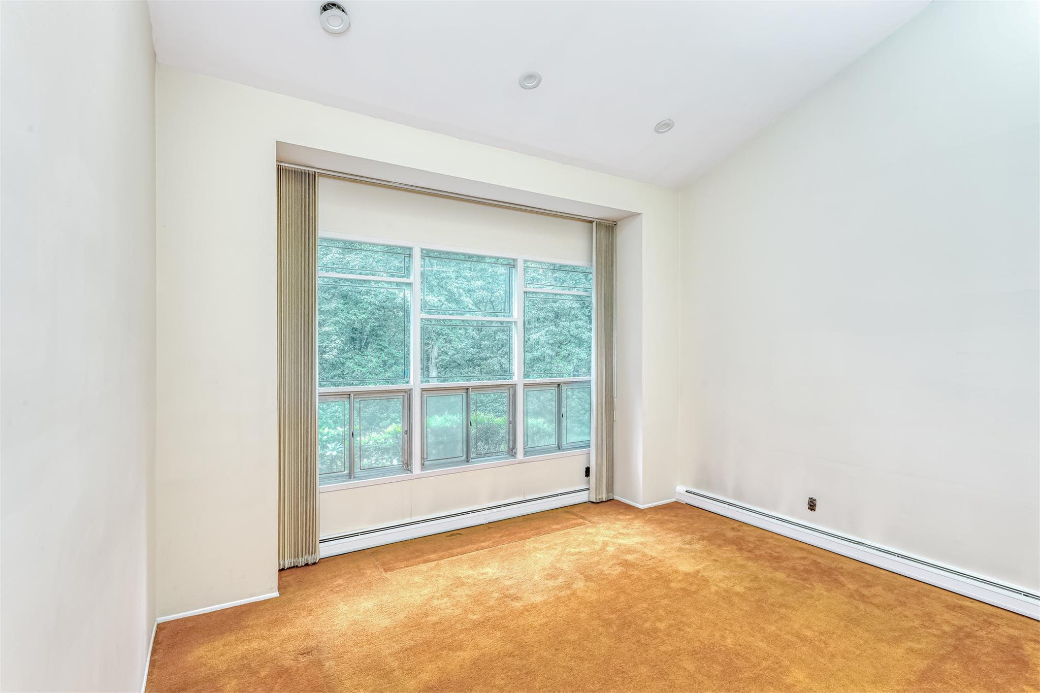 Single Family Wendover  Rockland County, NY 10901, MLS-875945-14