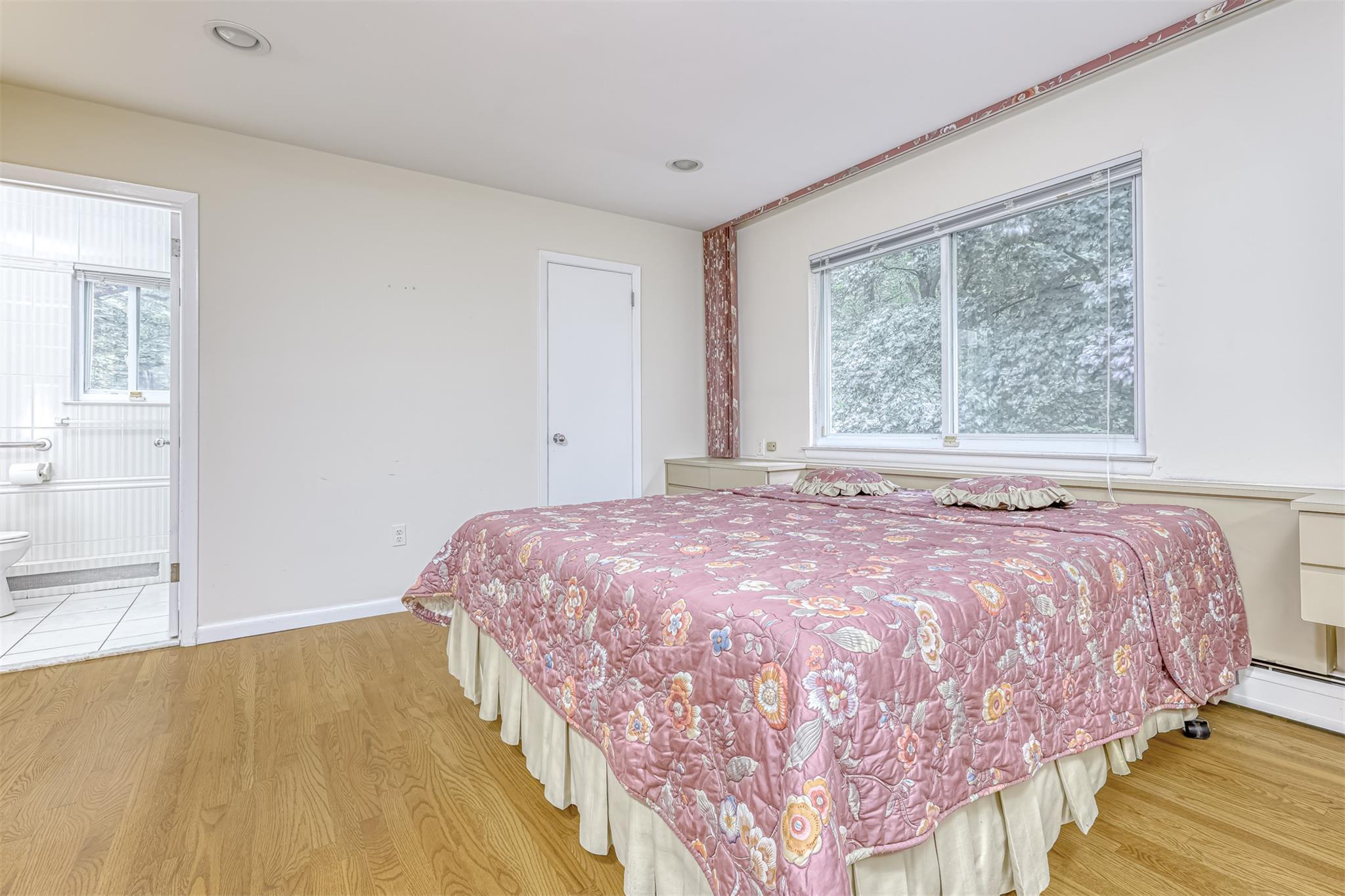 Single Family Wendover  Rockland County, NY 10901, MLS-875945-23