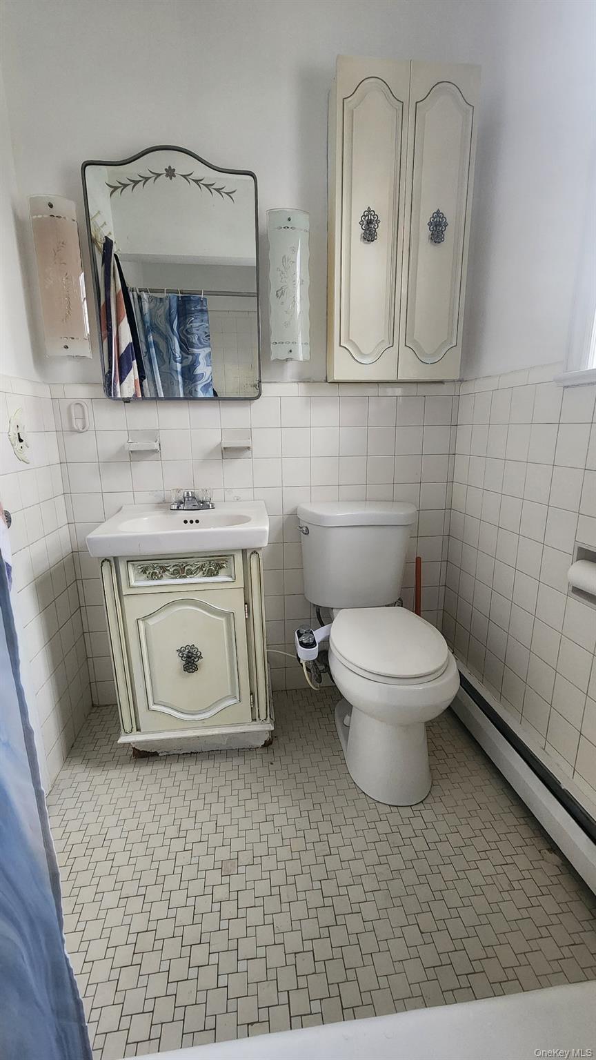 Single Family Scarcliffe Nassau County, NY 11565, MLS-875972-18