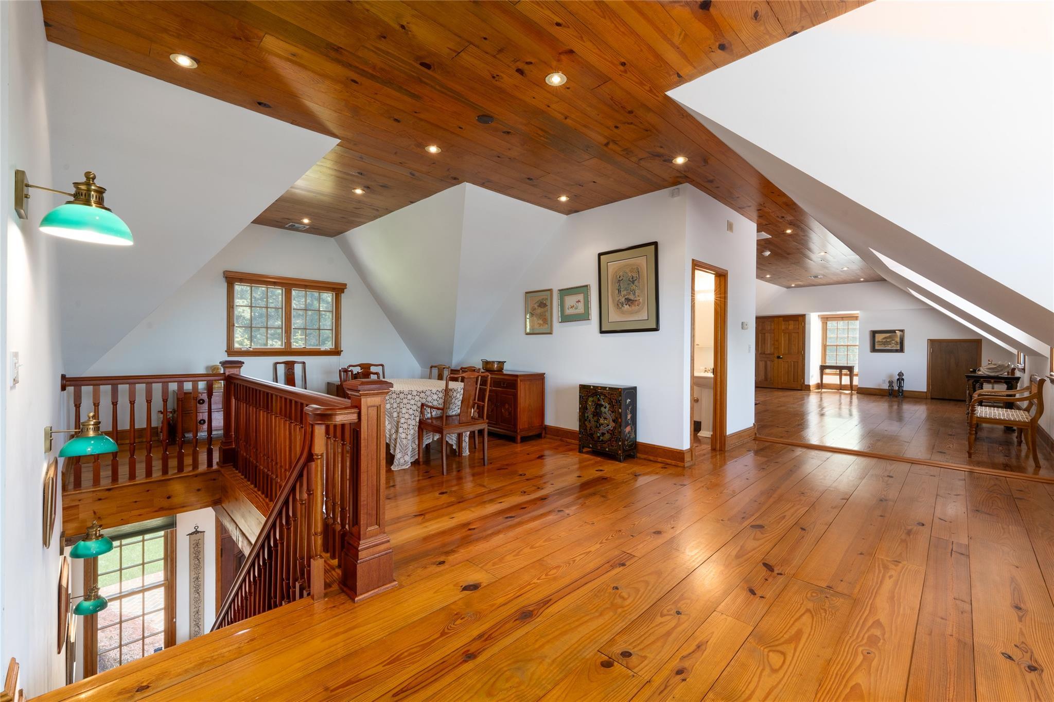Single Family Hillcrest  Suffolk County, NY 11957, MLS-876008-28
