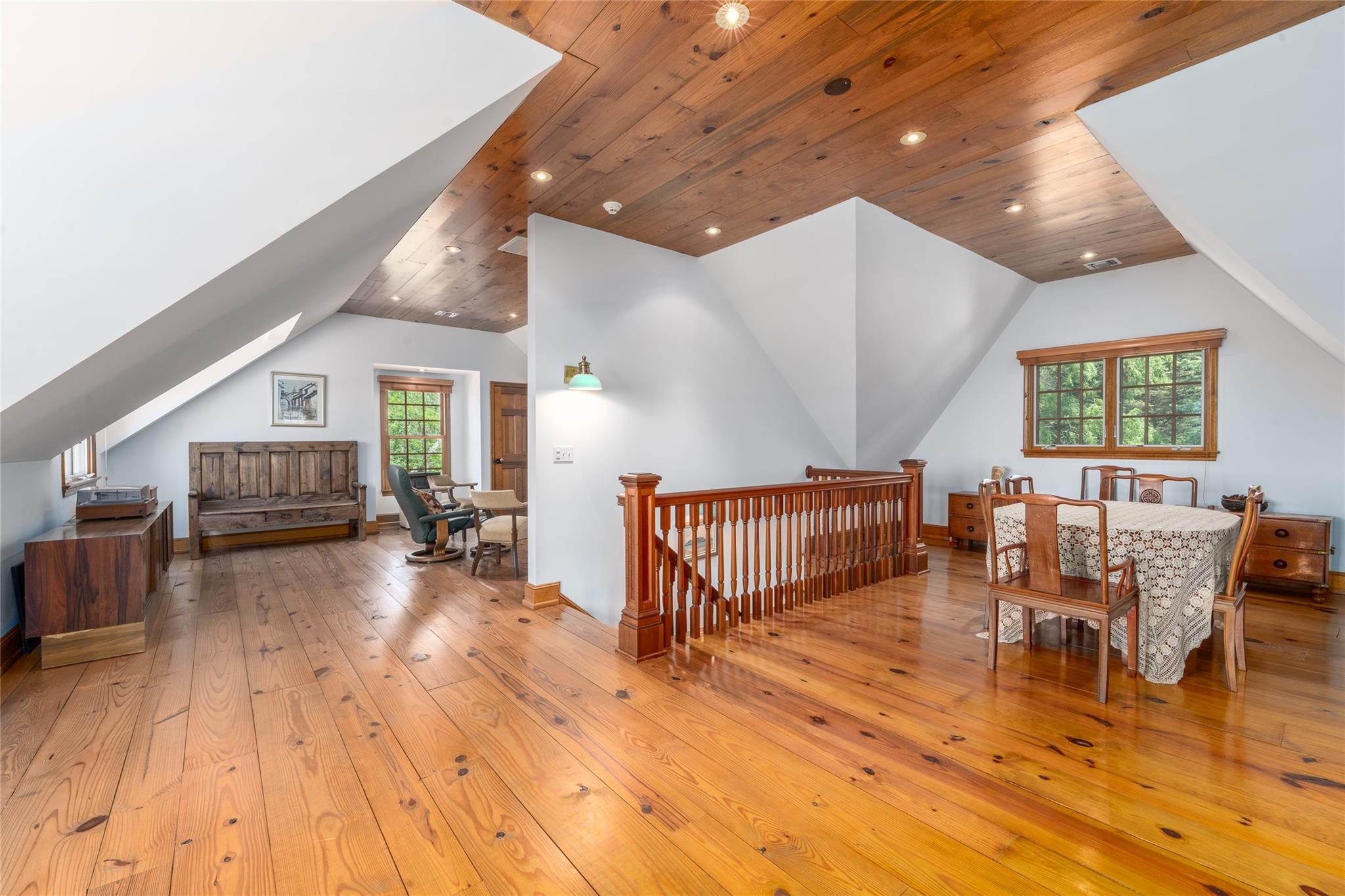 Single Family Hillcrest  Suffolk County, NY 11957, MLS-876008-29