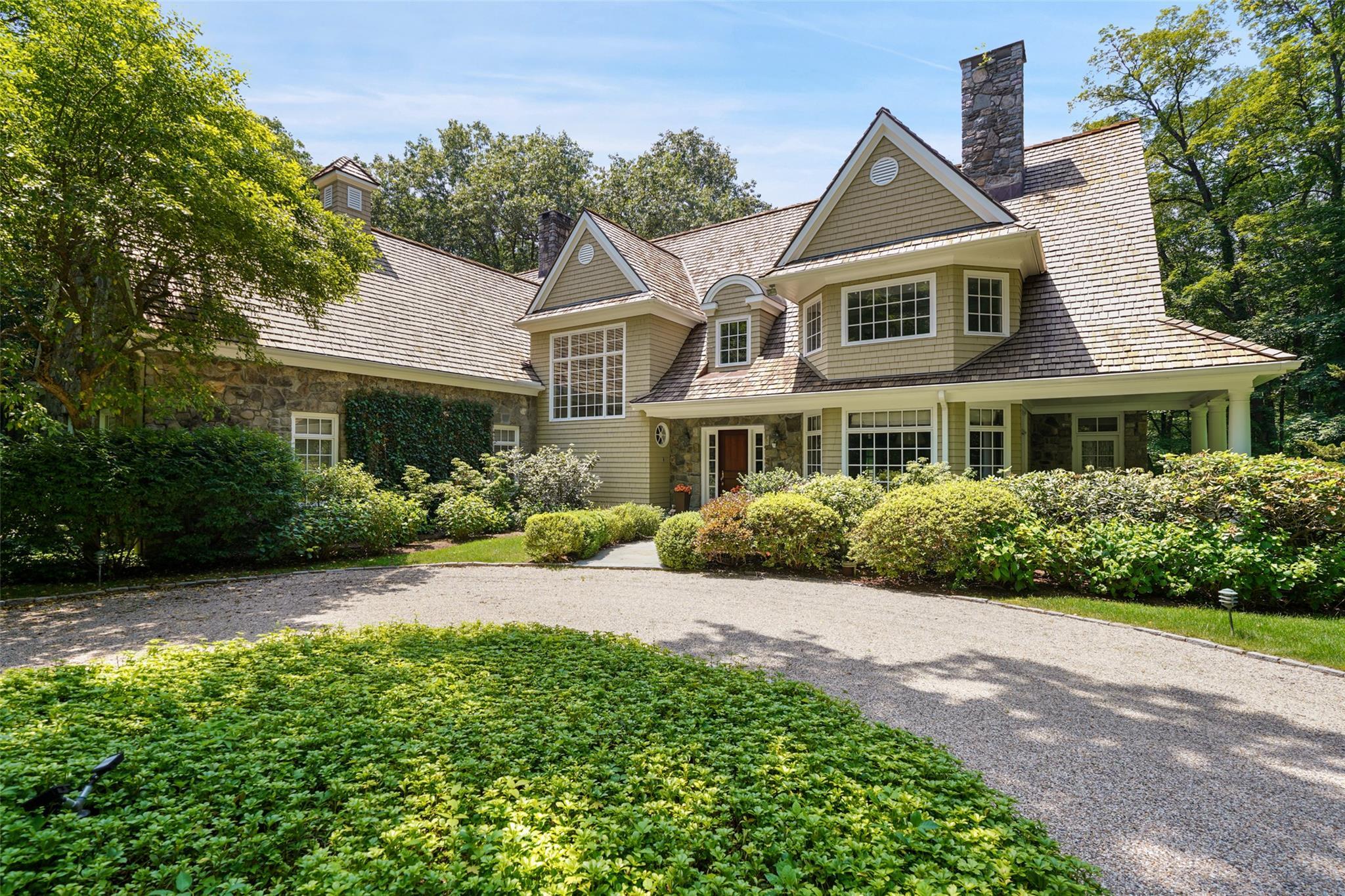 Single Family Stone Paddock  Westchester County, NY 10506, MLS-876022-2