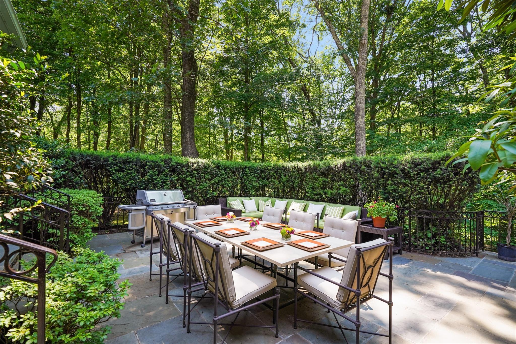 Single Family Stone Paddock  Westchester County, NY 10506, MLS-876022-3
