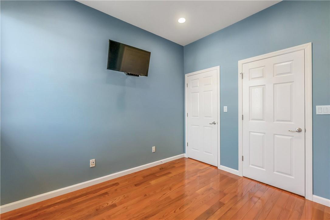 Condo Half Moon Bay  Westchester County, NY 10520, MLS-876026-14