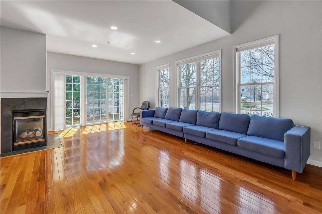 Condo Half Moon Bay  Westchester County, NY 10520, MLS-876026-2