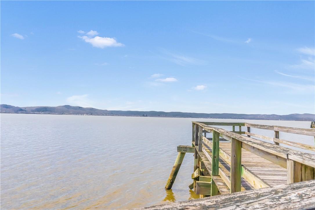 Condo Half Moon Bay  Westchester County, NY 10520, MLS-876026-23