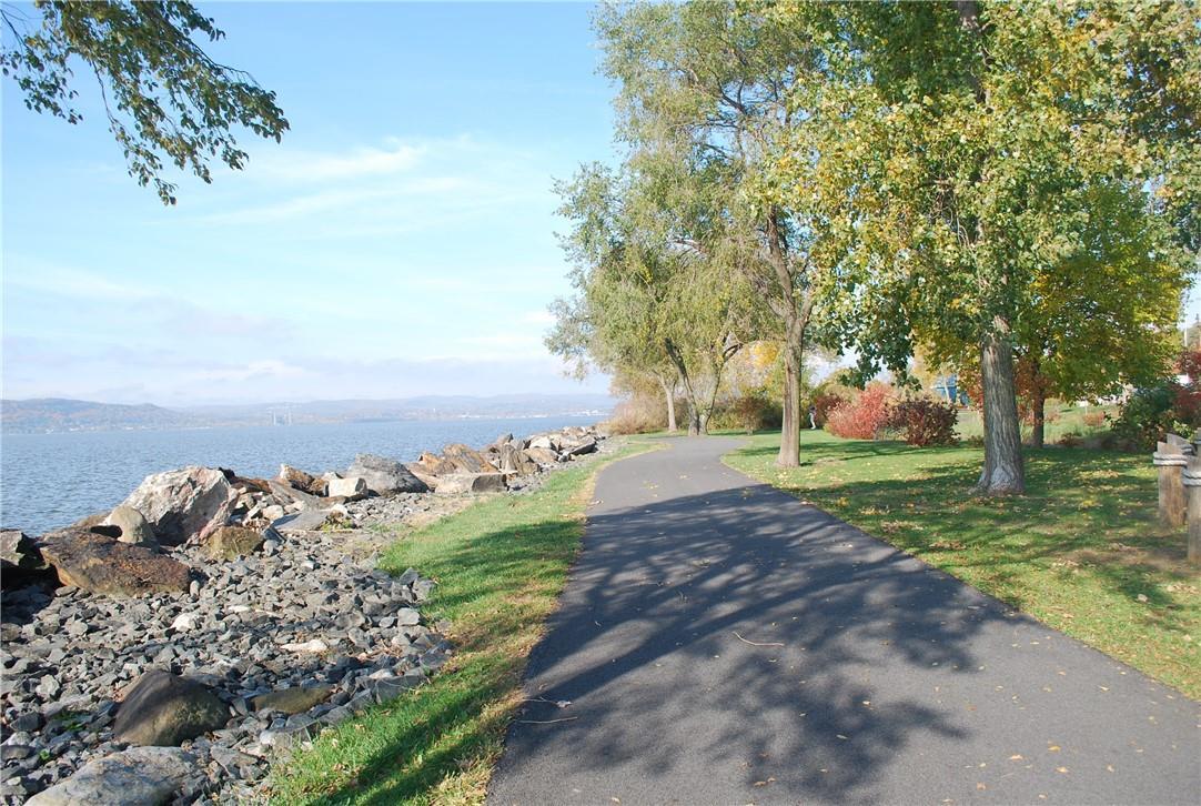 Condo Half Moon Bay  Westchester County, NY 10520, MLS-876026-28