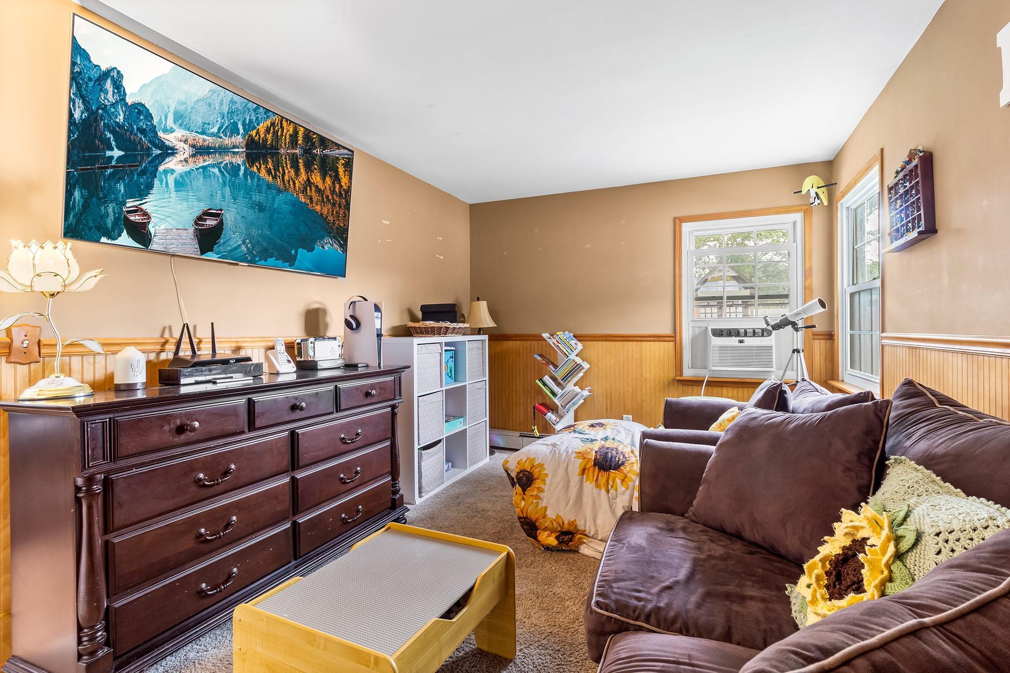Single Family Lowell  Suffolk County, NY 11742, MLS-876034-5
