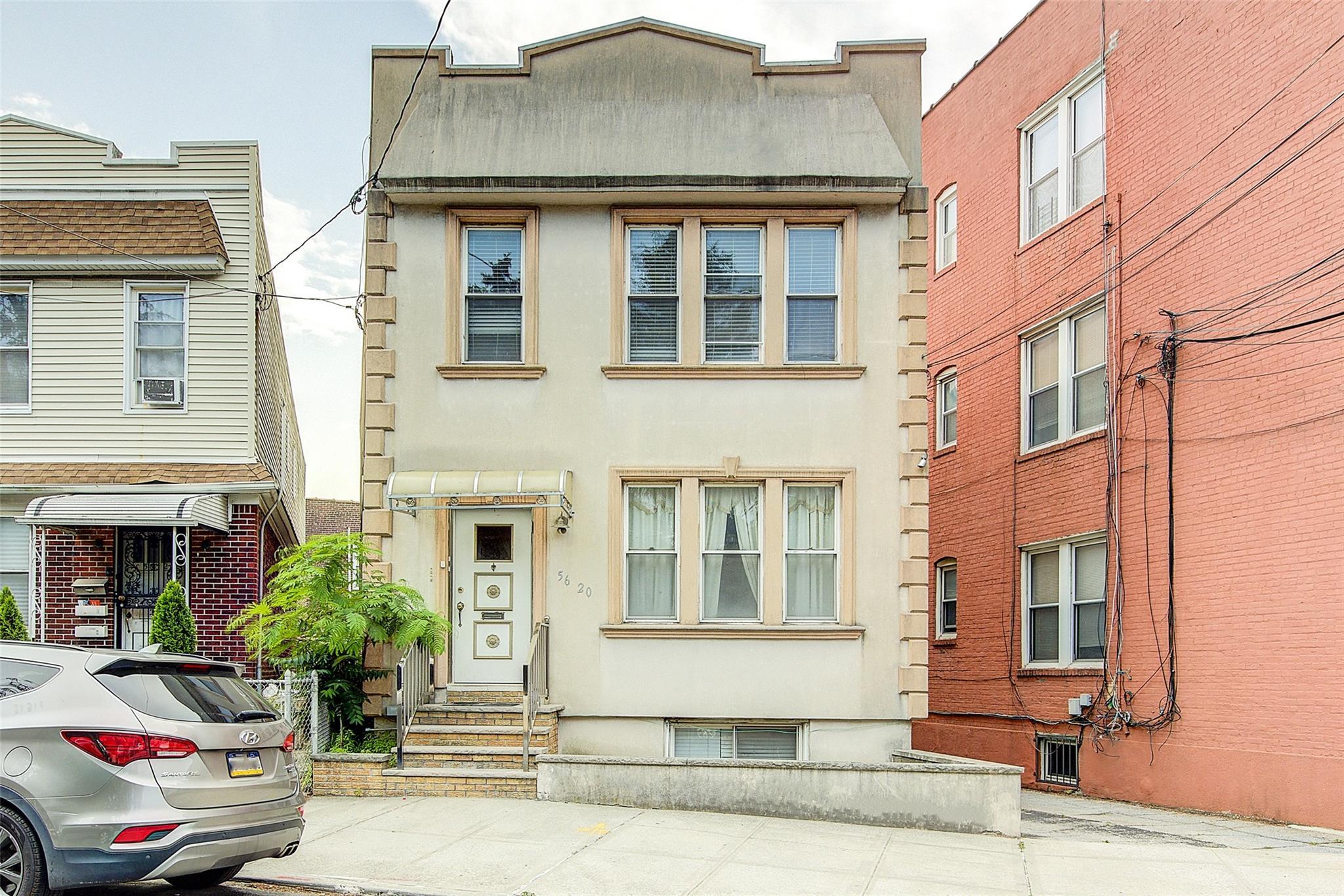 Single Family 68th  Queens, NY 11378, MLS-876043-3