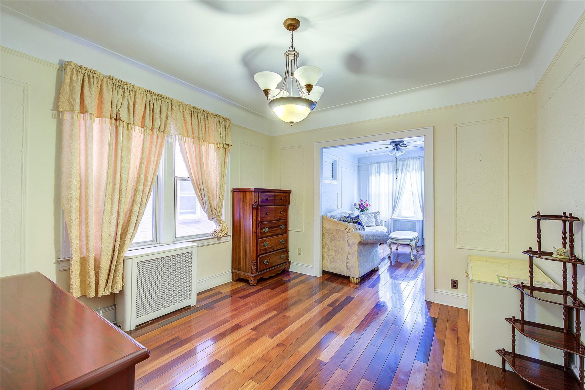 Single Family 68th  Queens, NY 11378, MLS-876043-9