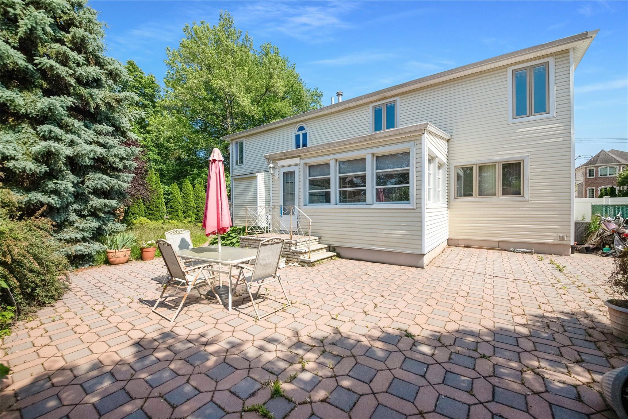 Single Family Ionia  Staten Island, NY 10309, MLS-876061-14