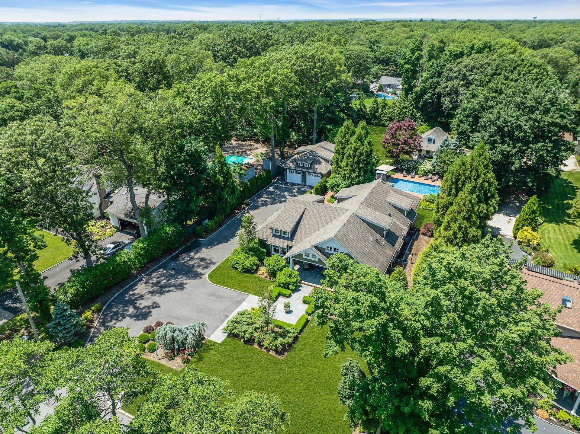 Single Family Cambon  Suffolk County, NY 11780, MLS-876074-2