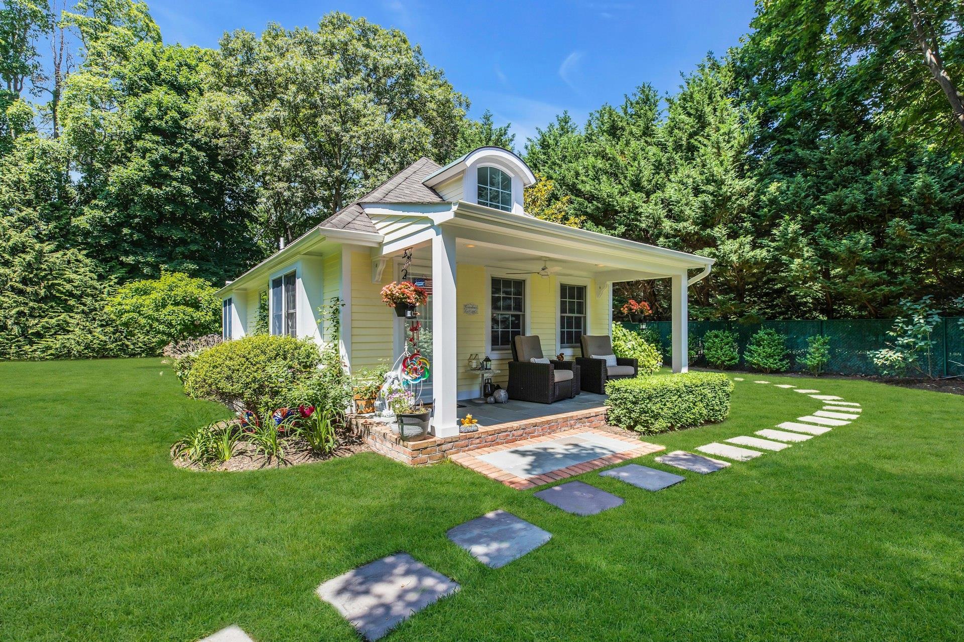 Single Family Cambon  Suffolk County, NY 11780, MLS-876074-36