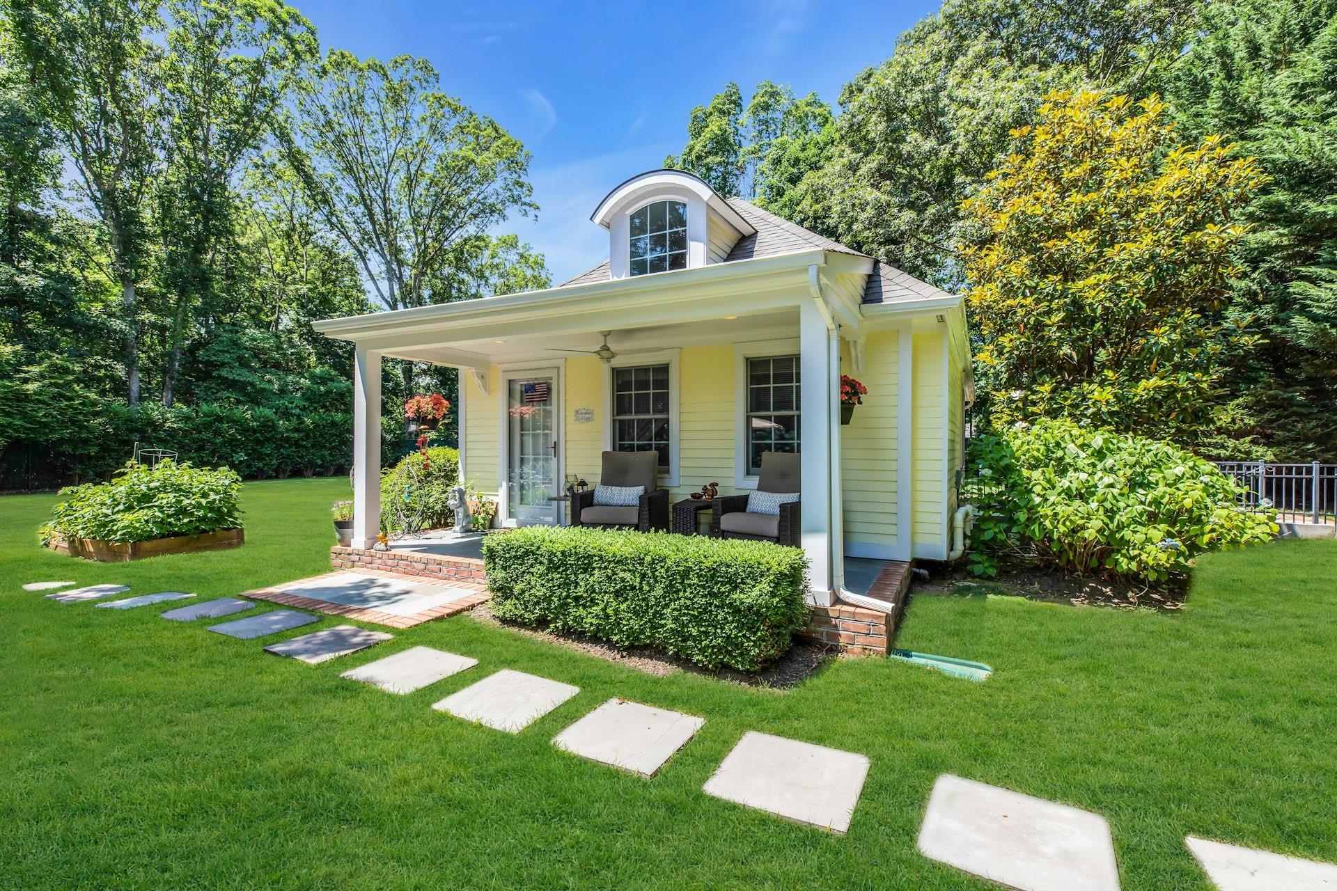 Single Family Cambon  Suffolk County, NY 11780, MLS-876074-37