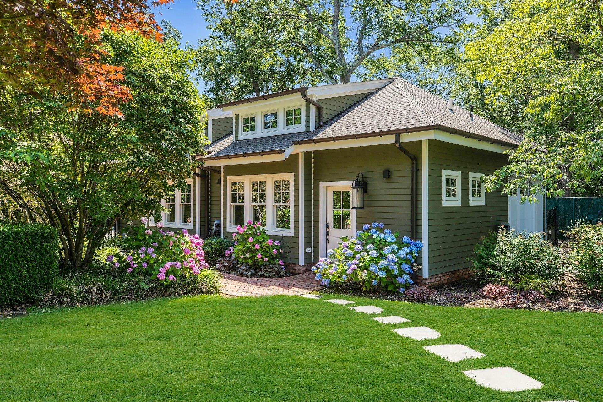 Single Family Cambon  Suffolk County, NY 11780, MLS-876074-45