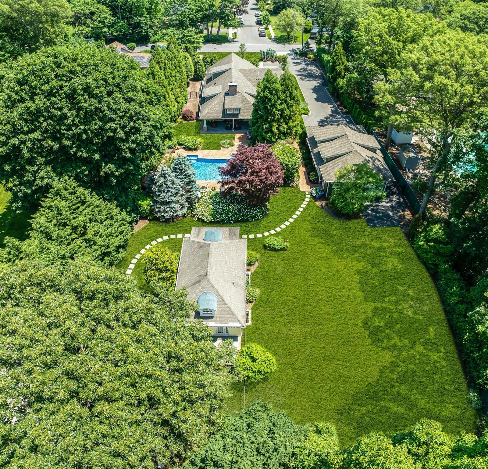 Single Family Cambon  Suffolk County, NY 11780, MLS-876074-47