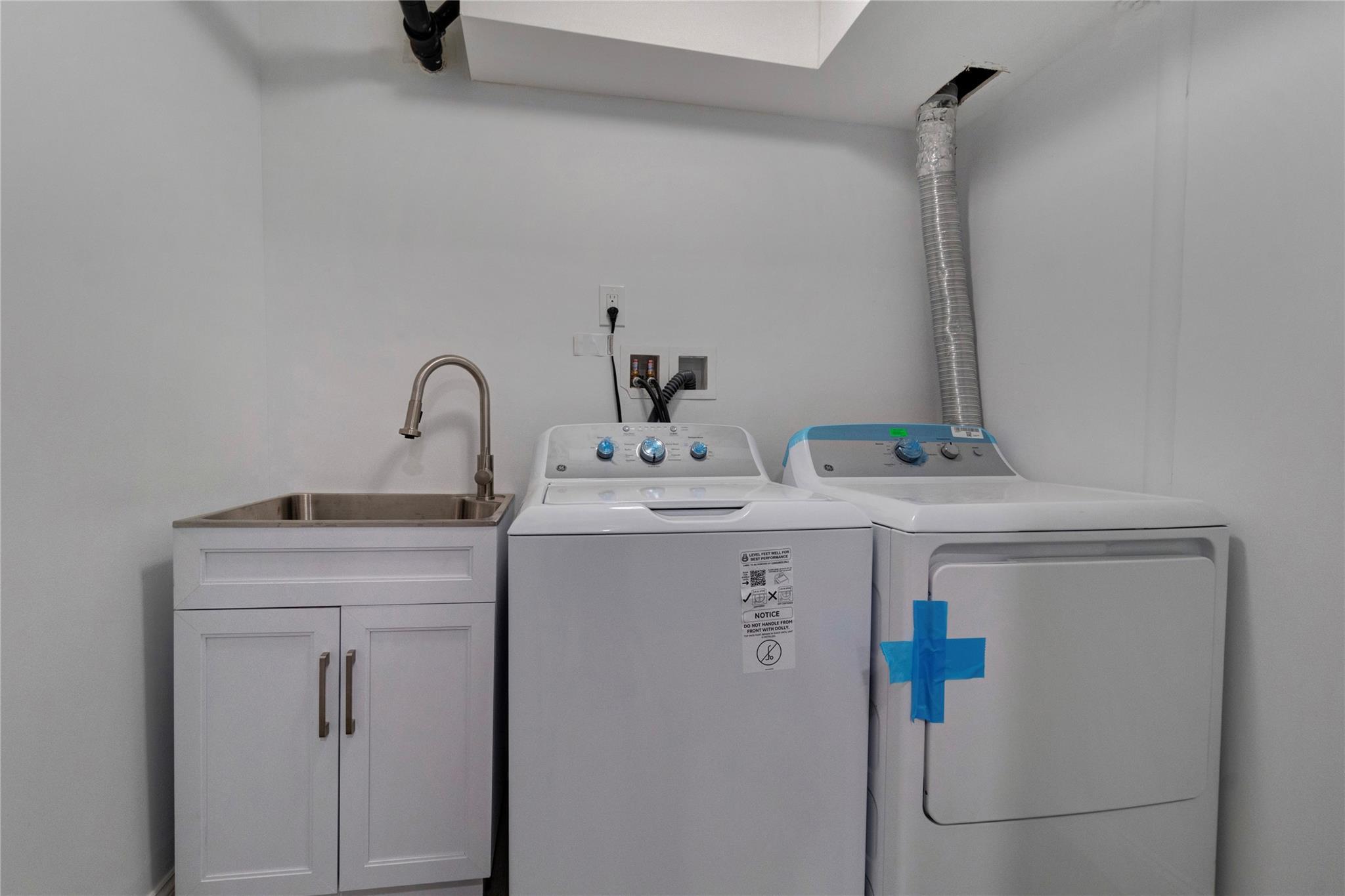 Commercial Sale Stanhope  Brooklyn, NY 11237, MLS-876078-15