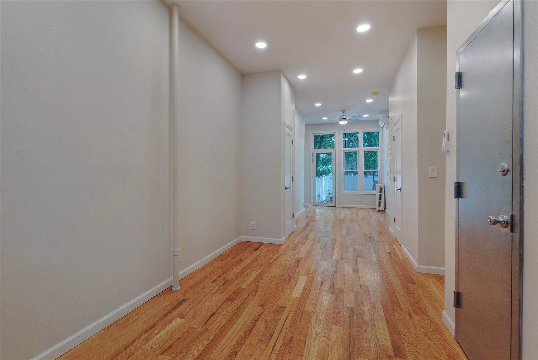 Commercial Sale Stanhope  Brooklyn, NY 11237, MLS-876078-3