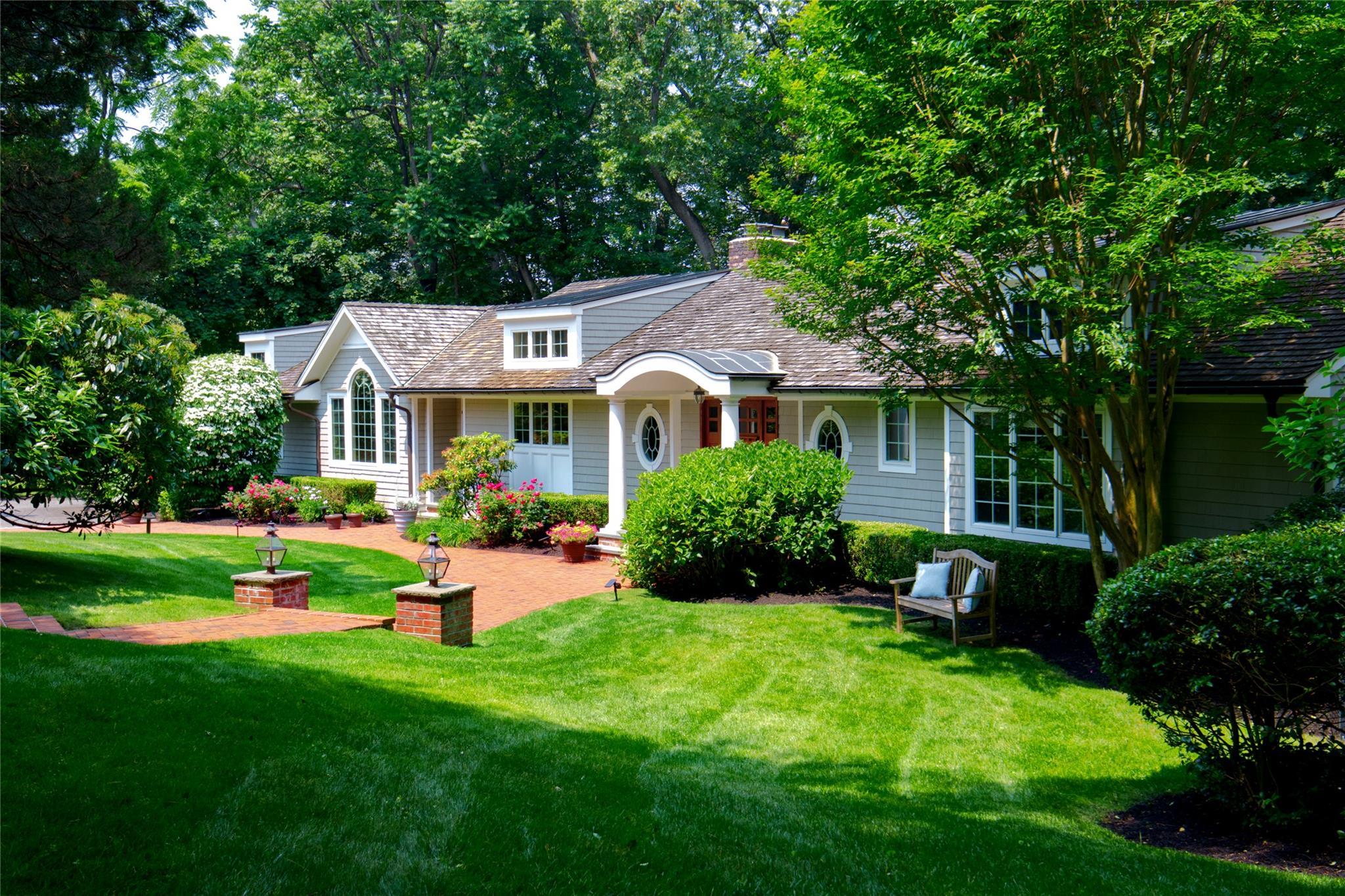 Single Family Gristmill  Nassau County, NY 11030, MLS-876079-36