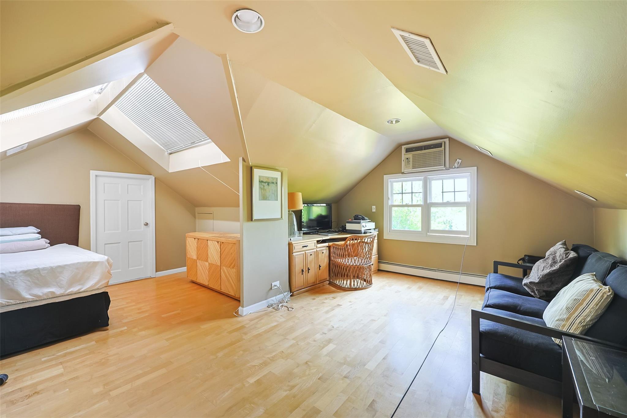 Single Family The Maples  Nassau County, NY 11576, MLS-876096-30