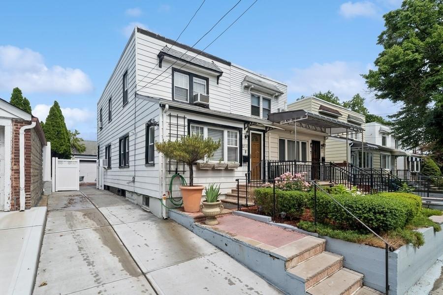 Single Family 204th  Queens, NY 11361, MLS-876108-3