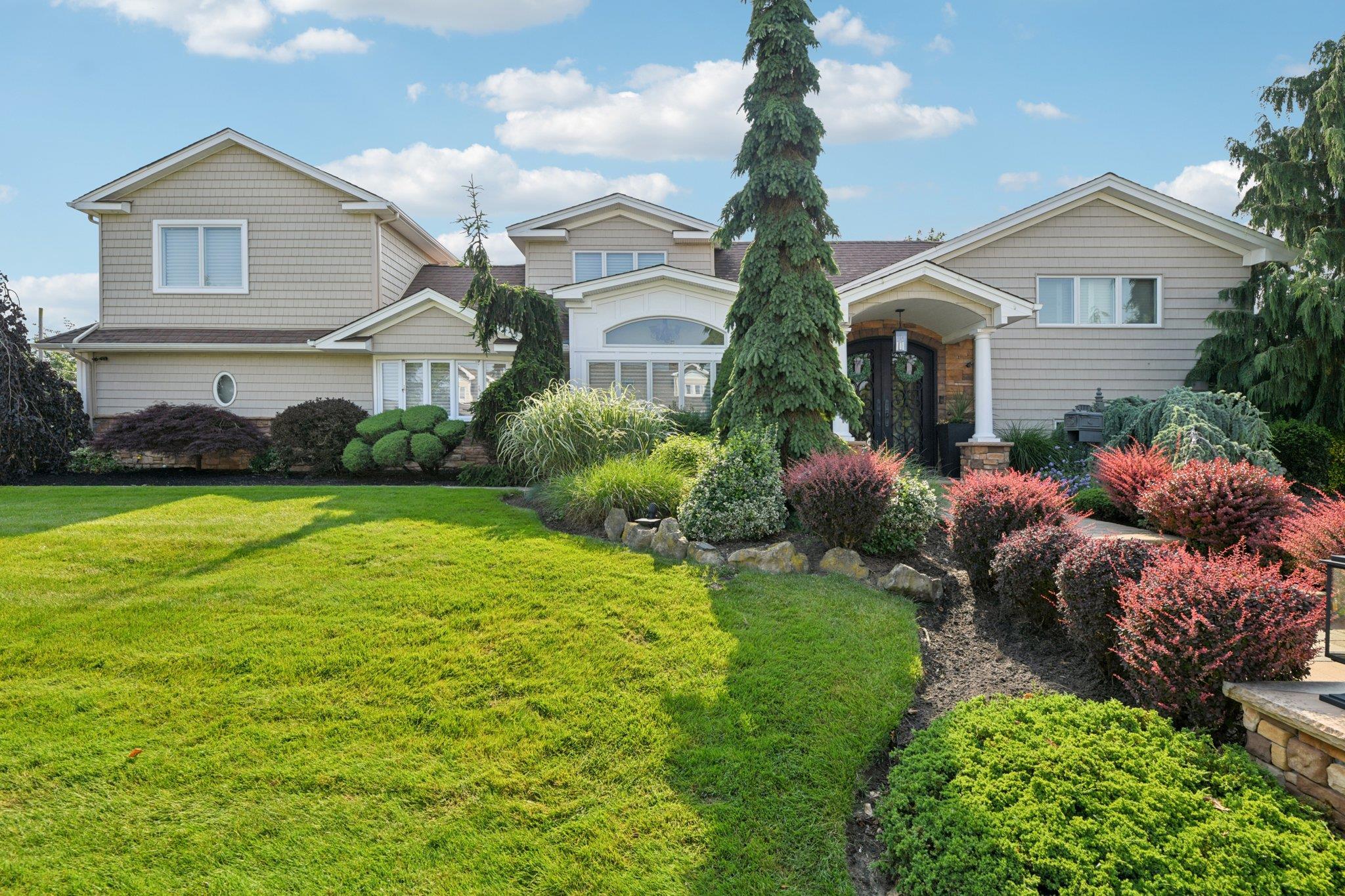 Single Family Queens  Nassau County, NY 11762, MLS-876131-49