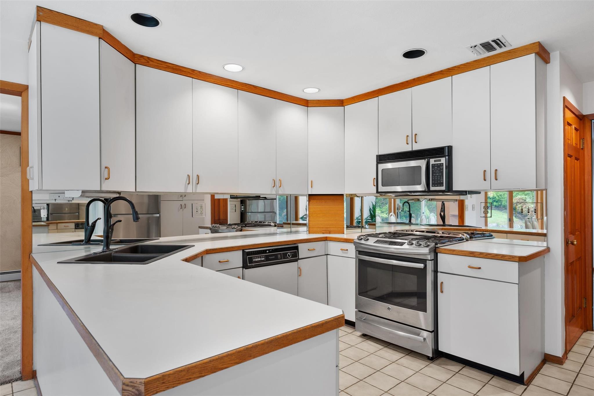 Single Family Blue Sky  Rockland County, NY 10901, MLS-876133-13