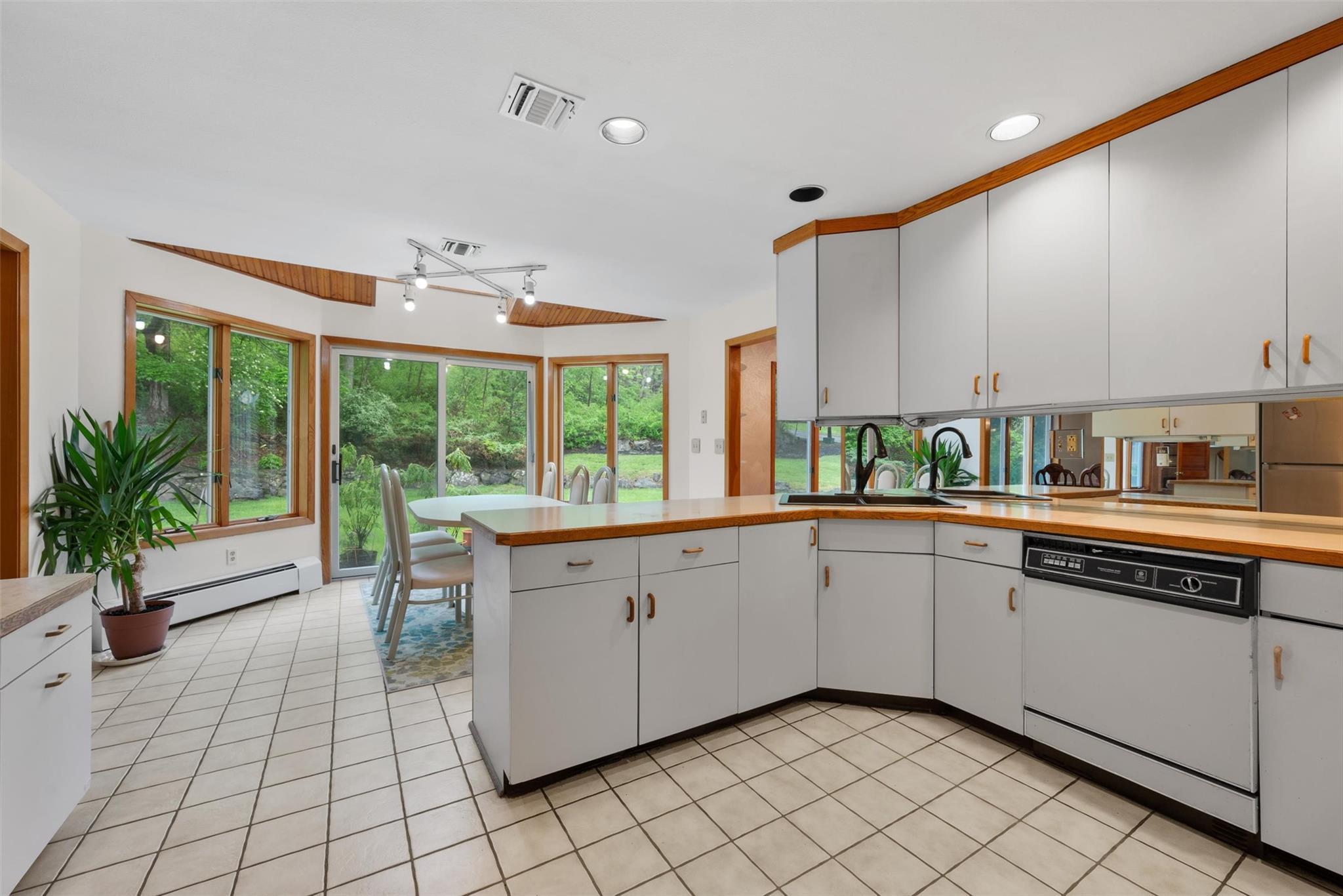 Single Family Blue Sky  Rockland County, NY 10901, MLS-876133-15