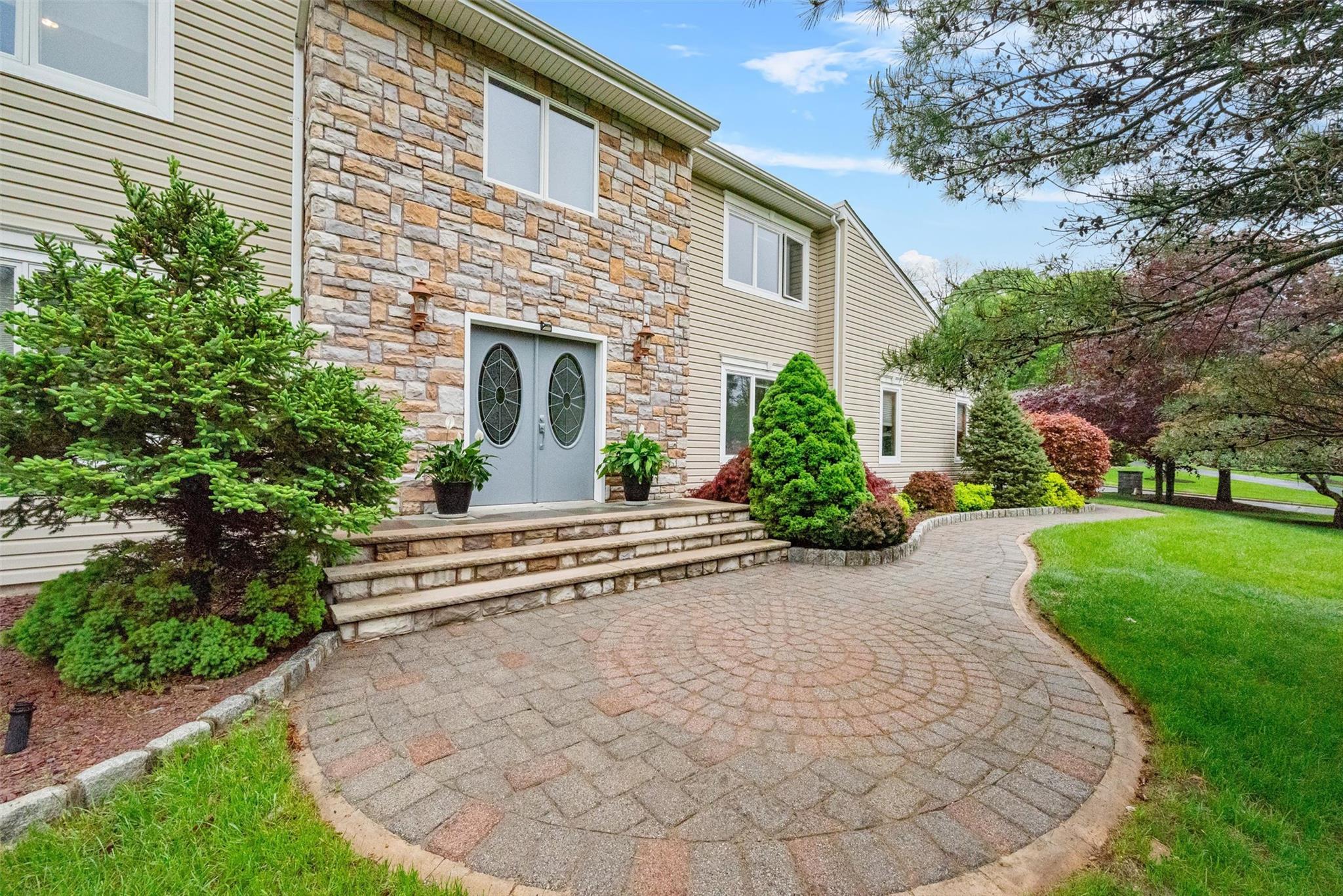Single Family Blue Sky  Rockland County, NY 10901, MLS-876133-3