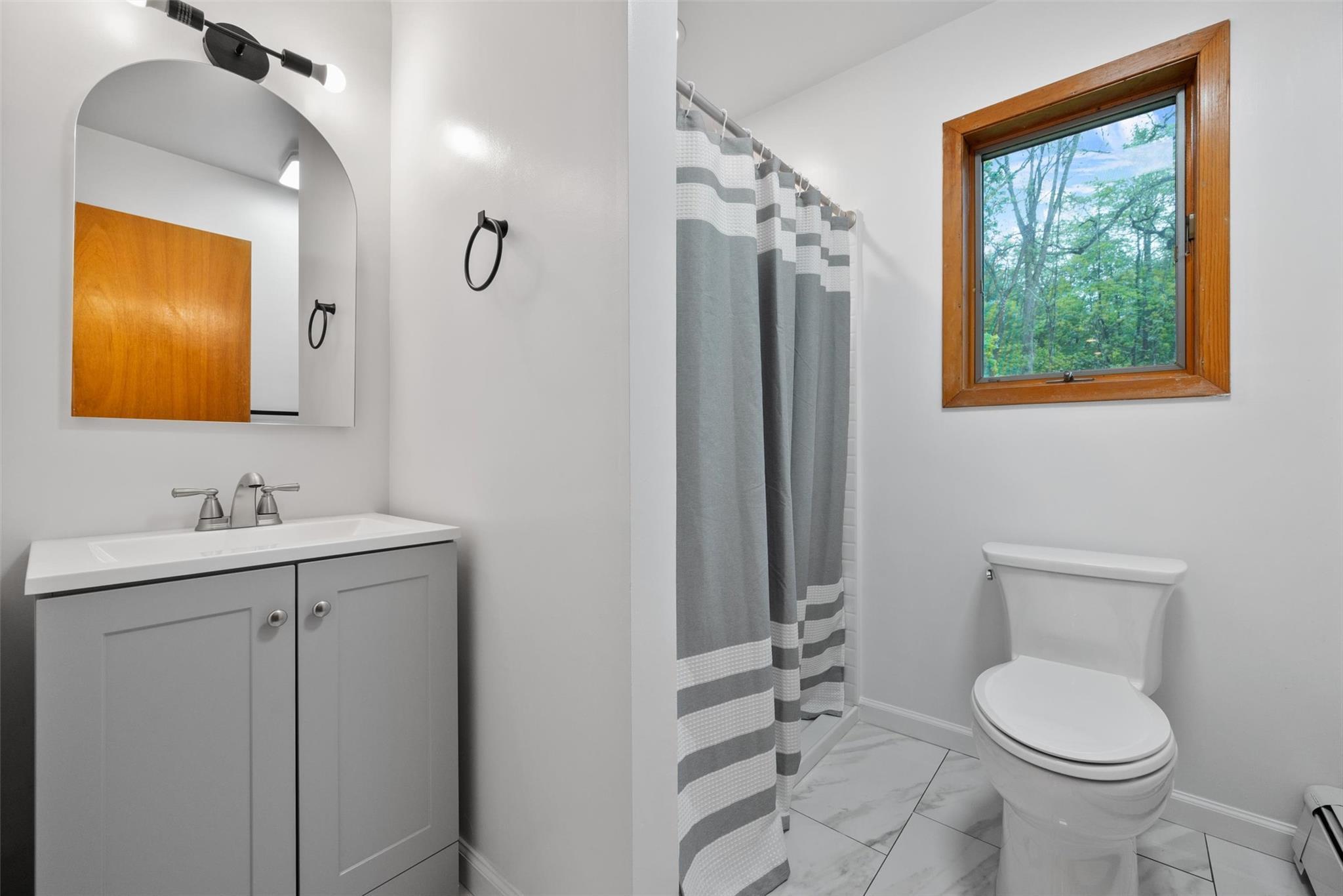 Single Family Blue Sky  Rockland County, NY 10901, MLS-876133-34