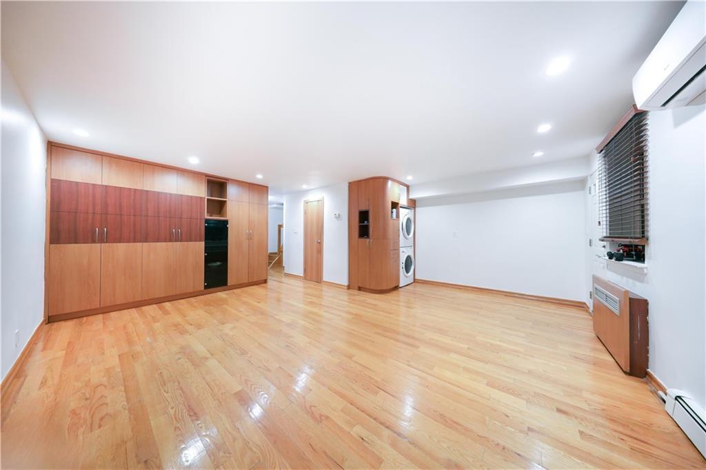 Single Family 29th  Brooklyn, NY 11235, MLS-876214-16