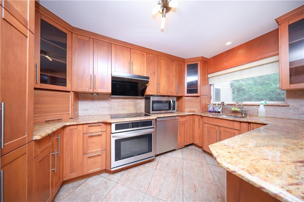 Single Family 29th  Brooklyn, NY 11235, MLS-876214-3