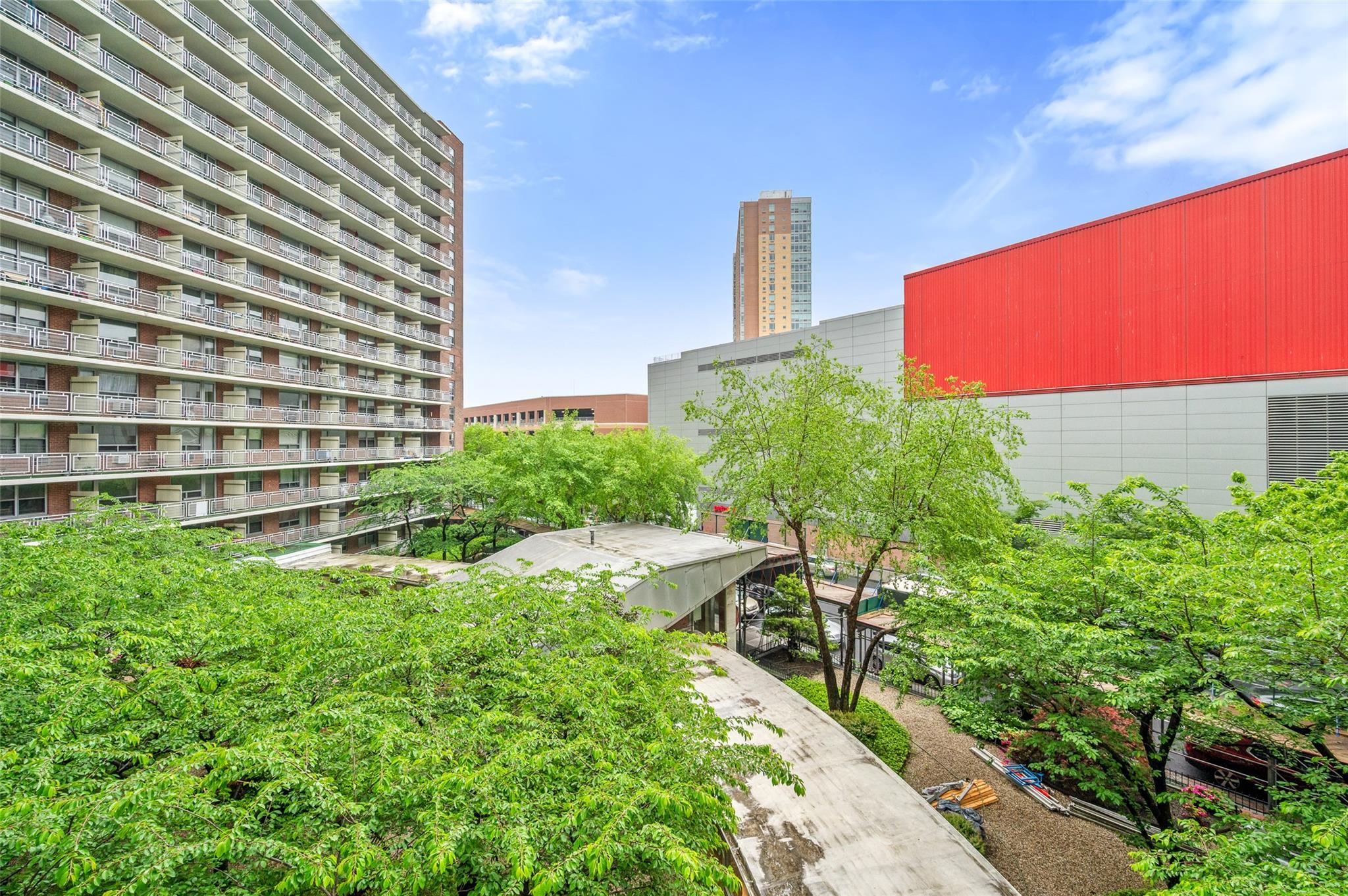 Apartment 97th St  Queens, NY 11374, MLS-876227-10