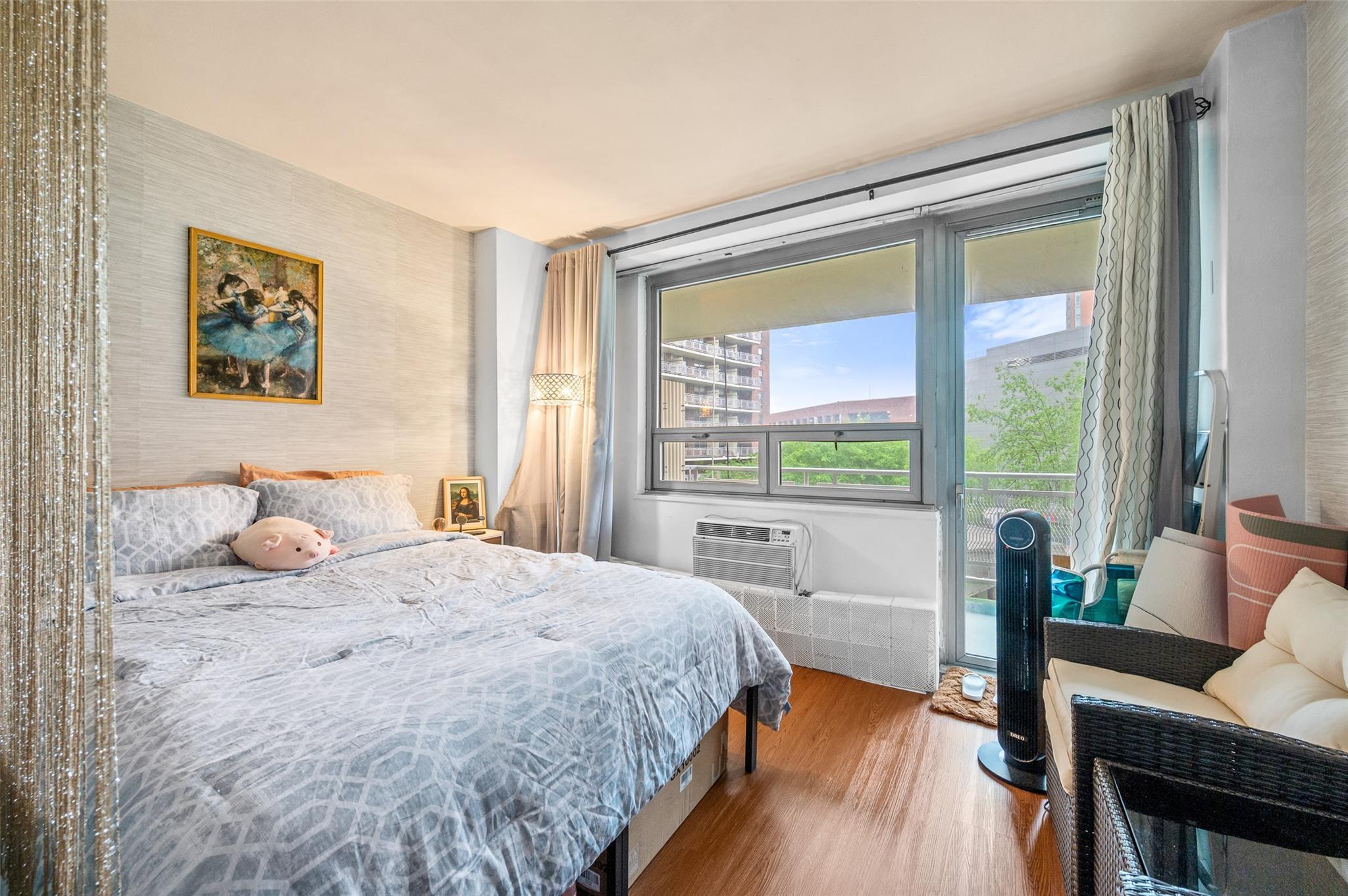 Apartment 97th St  Queens, NY 11374, MLS-876227-6
